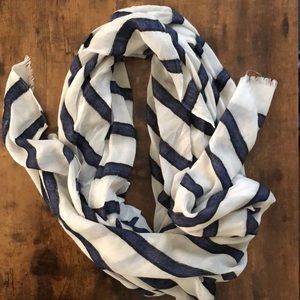Stripped scarf